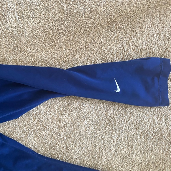 NAVY Nike Leggings - Picture 4 of 6